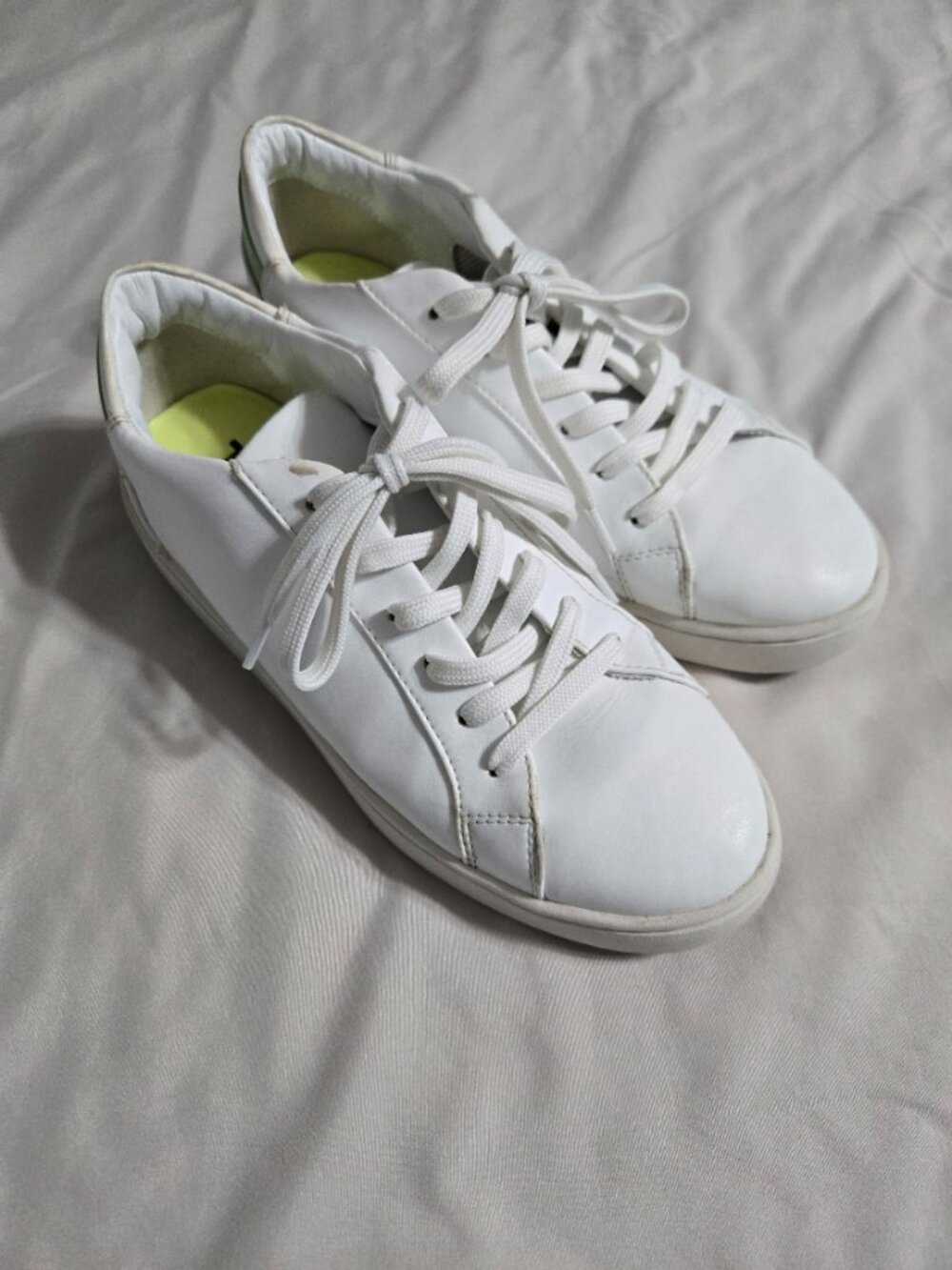 Thousand Fell Lace up White Eco Sneakers